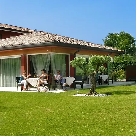 ベッド・アンド・ブレックファスト Relais Annamaria Bed End Breakfast 4*