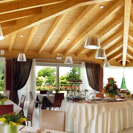 Relais Annamaria Bed End Breakfast فندق مبيت وإفطار 4*