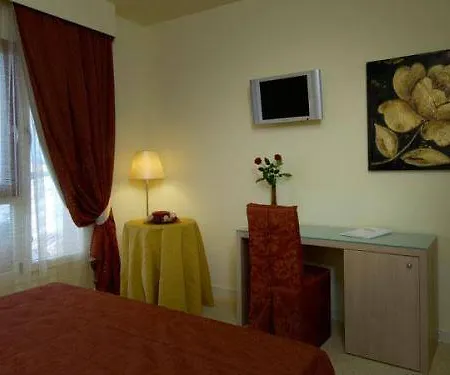 Alojamento de Acomodação e Pequeno-almoço Relais Annamaria Bed End Breakfast 4*