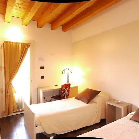 Alojamento de Acomodação e Pequeno-almoço Relais Annamaria Bed End Breakfast